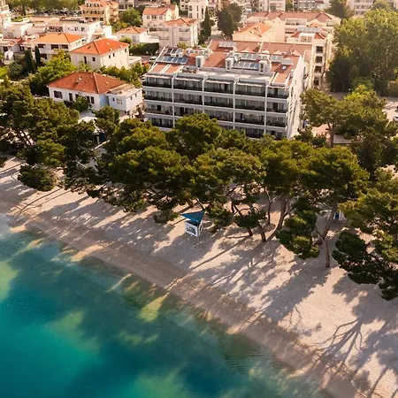 9 Hotel apartamentowy 4*