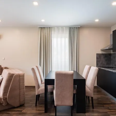 9 Hotel apartamentowy