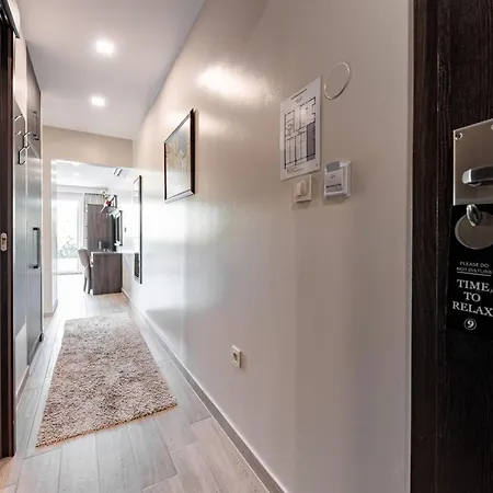 9 Hotel apartamentowy 4*