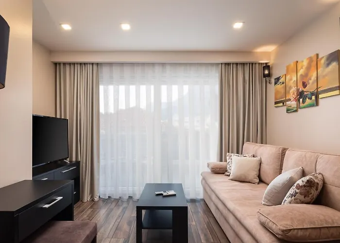 9 Apartahotel