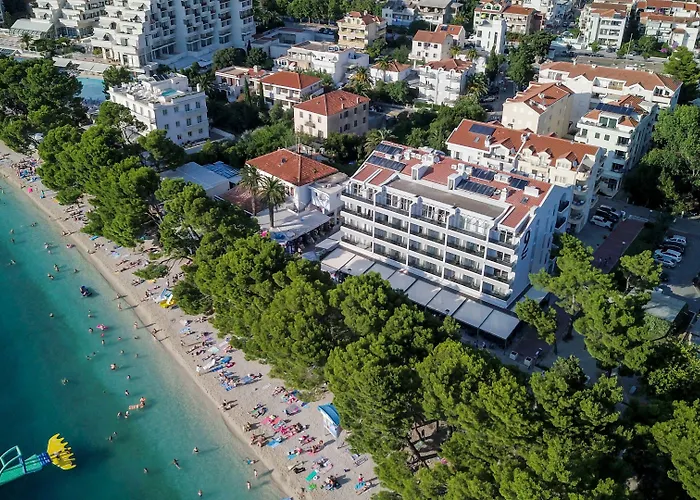 9 Apartahotel