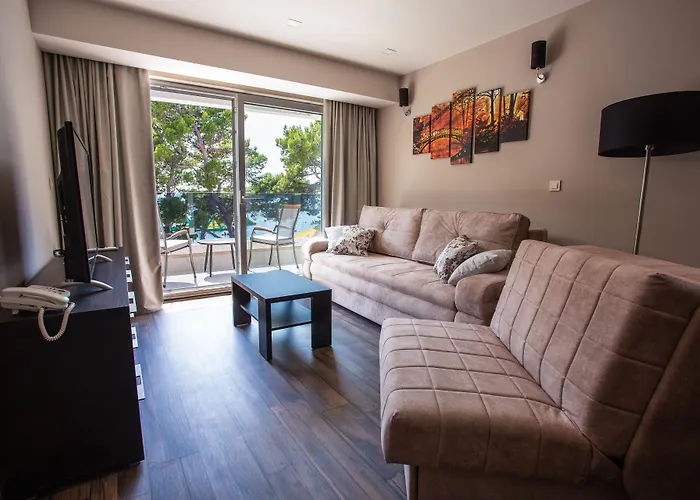 9 Apartahotel
