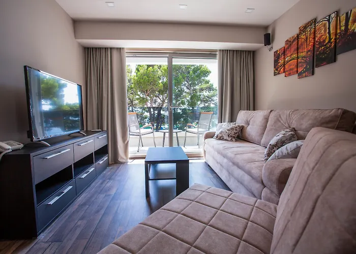 9 Apartahotel